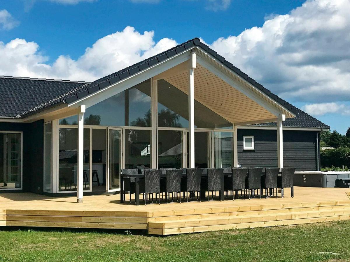 14 Person Holiday Home In V Ggerl Se Bøtø By Exterior foto