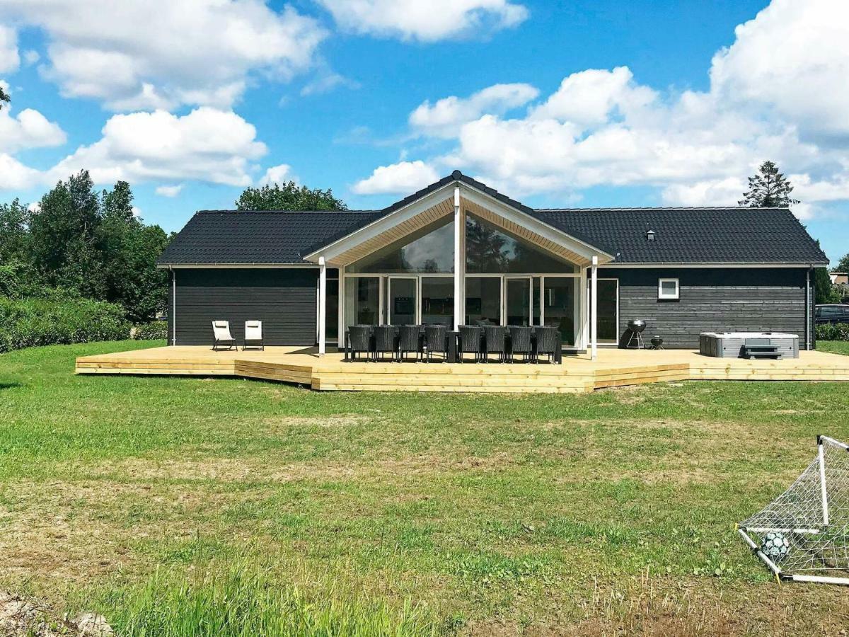 14 Person Holiday Home In V Ggerl Se Bøtø By Exterior foto